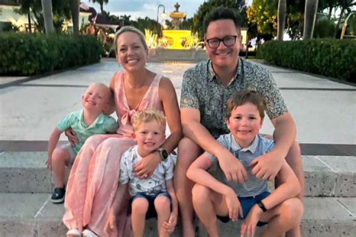 Dylan Dreyer Husband, Salary, Hot Photos, Baby, Net Worth, Body Net Worth