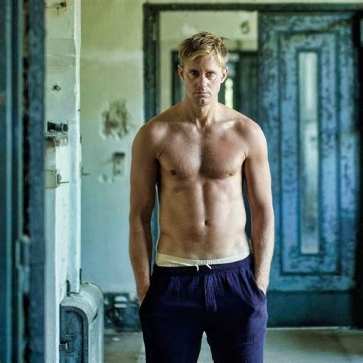 Alexander Skarsgård gay: Is Alexander Skarsgård gay?