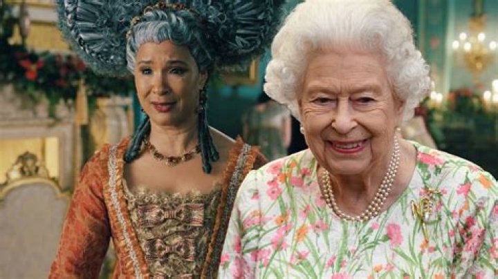 Are Katy Perry and Queen Elizabeth Related? The Truth Behind the Pop Star’s Connection to the Crown
