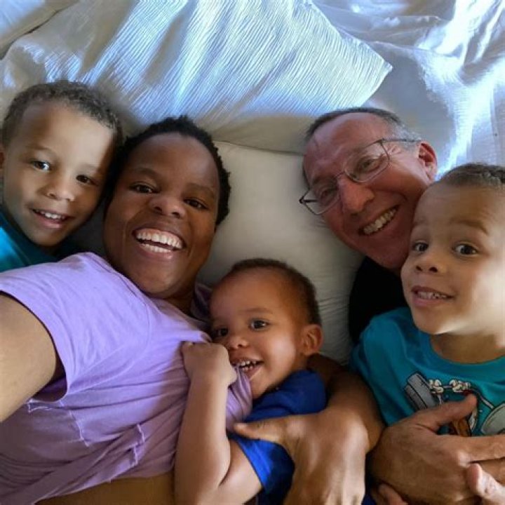 Dede Robertson cause of death, age, husband, children, net worth