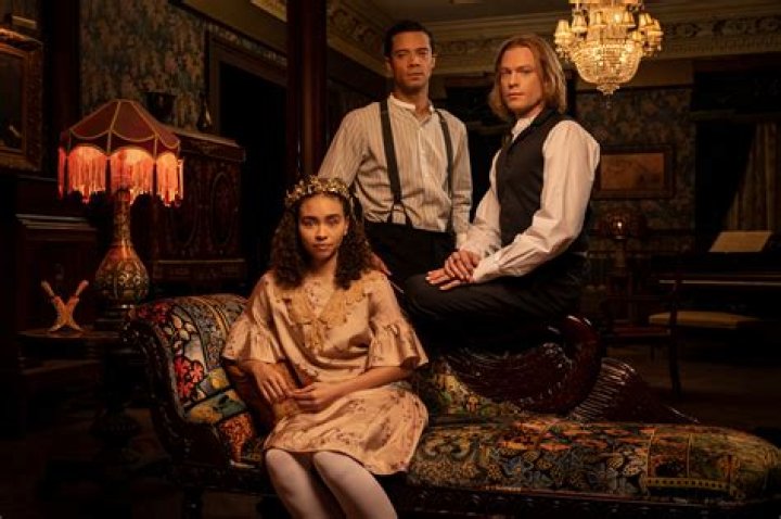 Do Louis And Lestat End Up Together? Celebrity ·