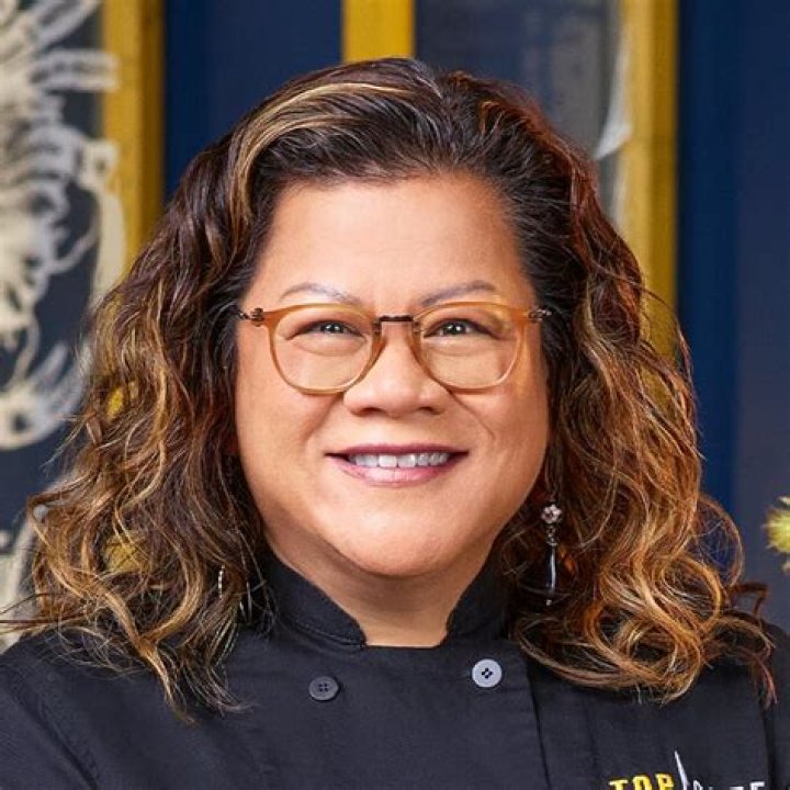 Dose Nicole Gomes Have A Husband? Top Chef Contestant Wikipedia Age And Family ·