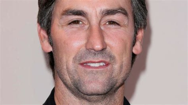 Here's How Much Mike Wolfe From American Pickers Is Really Worth ·