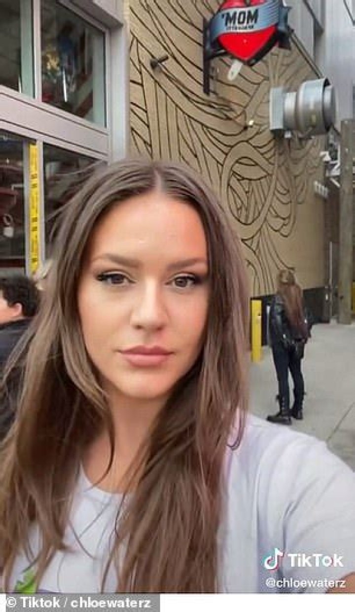 Unveiling The Enigma: Chloe Waterz's Age Unveiled