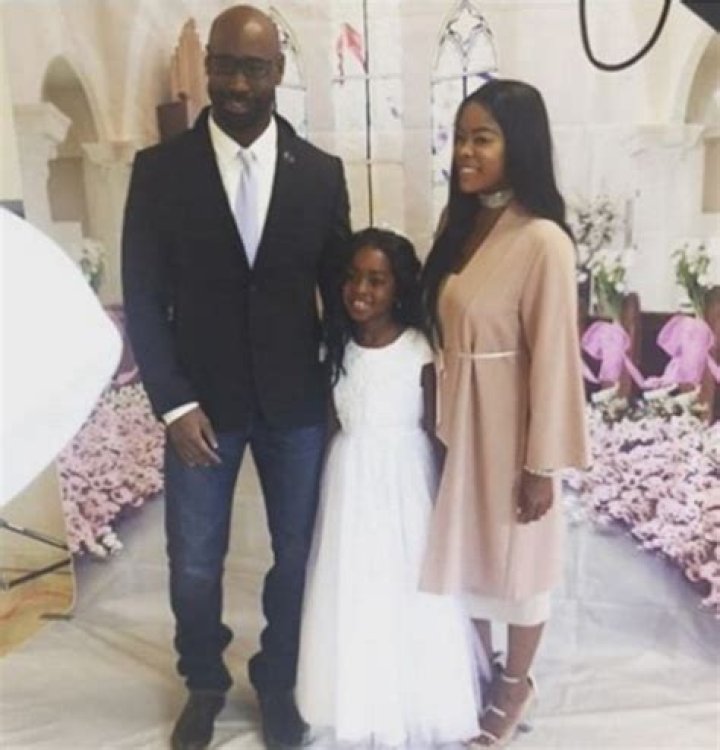 Is Golden Brooks Married?