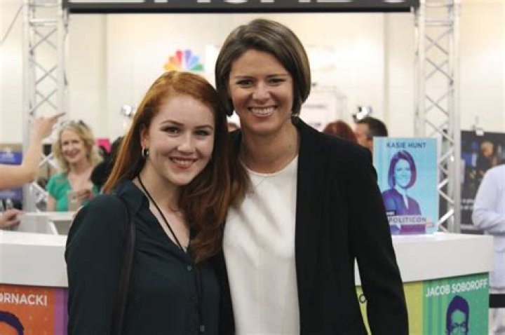 MSNBC Reporter Kasie Hunt Bio, Wedding, Eye Injury, Husband Matt Rivera, Salary, Pregnant
