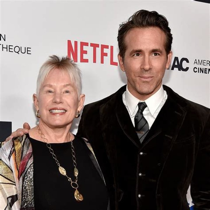 Pumpkin Addresses Relationship With Mom Hollywood Life ·