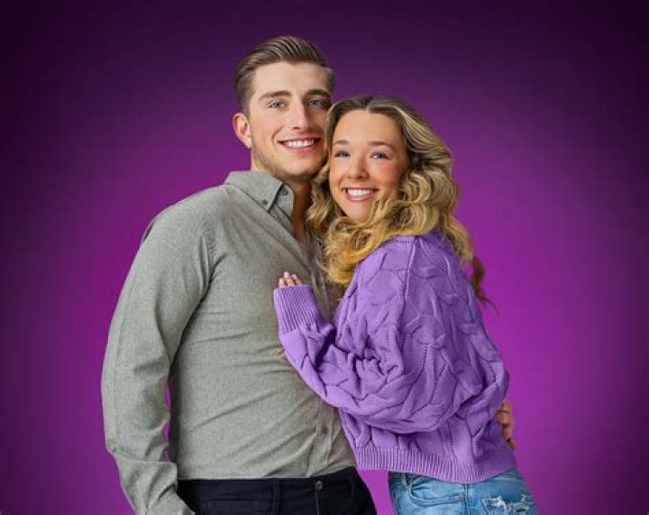 Who is Baylen Levine Dating Now ·