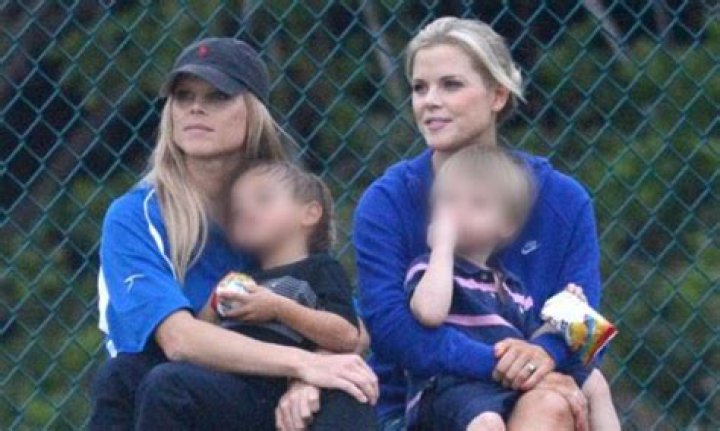 Meet Josefin Nordegren, Elin's Twin Sister