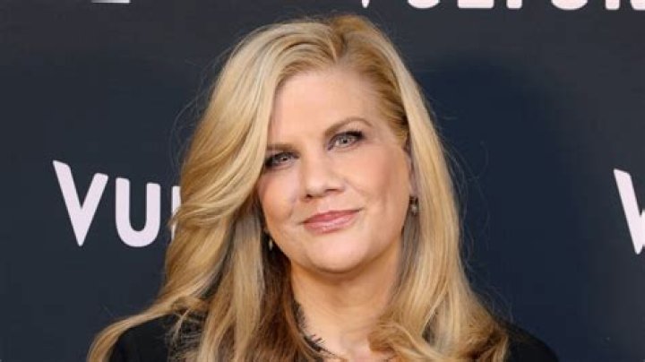 Who Is Kristen Johnston, Where Is She Now? Mom, Age, Height, Weight ·